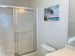 License To Chill 4 Bedroom Home by RedAwning