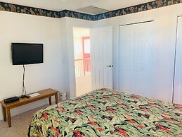 License To Chill 4 Bedroom Home by RedAwning