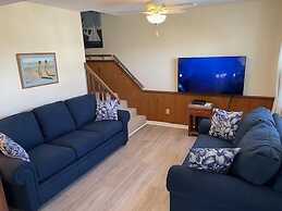 Pirate's Den 3 Bedroom Home by RedAwning