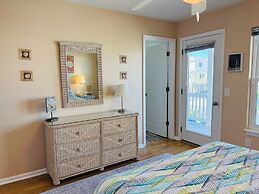 Summer Sandcastle 5 Bedroom Home by RedAwning