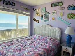 Summer Sandcastle 5 Bedroom Home by RedAwning