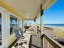 Summer Sandcastle 5 Bedroom Home by RedAwning