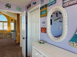Summer Sandcastle 5 Bedroom Home by RedAwning