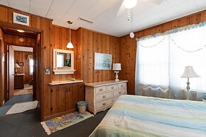 Yellow Bird 2 Bedroom Home by RedAwning