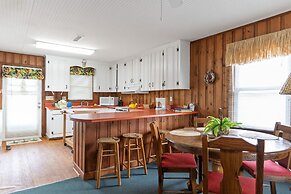 Yellow Bird 2 Bedroom Home by RedAwning
