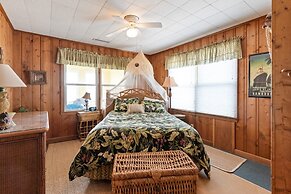 Yellow Bird 2 Bedroom Home by RedAwning