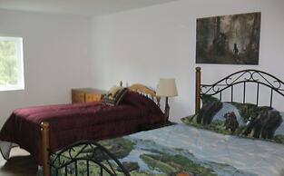 Whispering Winds Retreat B&B