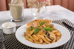 Mansion 51 Hotel & Apartment