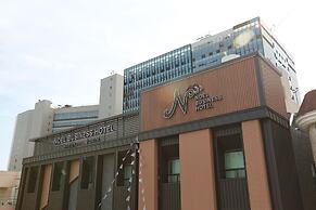 Noel Business Hotel