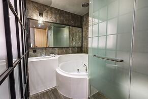 Hotel The Designers Kondae