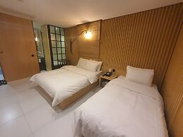 Hotel The Designers Kondae