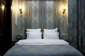 NEAPOL boutique hotel