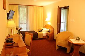 Kompleks Antałówka Termy & Med – POLSKIE TATRY S.A.