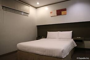 Magallanes Square Hotel