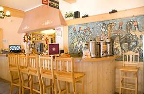 Zajazd Górski Kuźnice - POLSKIE TATRY S.A.