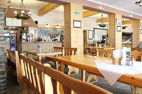 Zajazd Górski Kuźnice - POLSKIE TATRY S.A.