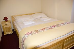 Zajazd Górski Kuźnice - POLSKIE TATRY S.A.