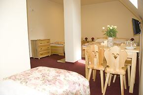 Zajazd Górski Kuźnice - POLSKIE TATRY S.A.