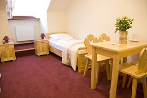 Zajazd Górski Kuźnice - POLSKIE TATRY S.A.