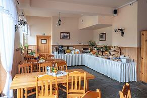 Zajazd Górski Kuźnice - POLSKIE TATRY S.A.