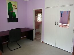 Flintstones Backpackers