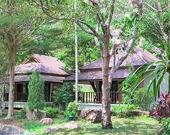 Victoria Cliff Hotel & Resort