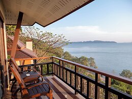 Victoria Cliff Hotel & Resort