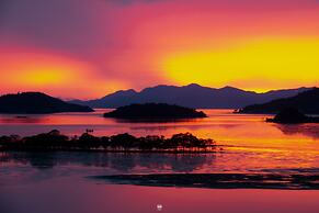 Victoria Cliff Hotel & Resort