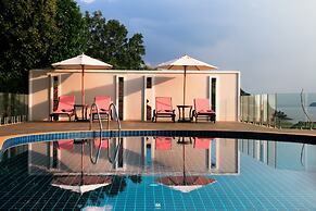 Victoria Cliff Hotel & Resort