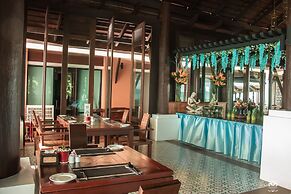 Victoria Cliff Hotel & Resort