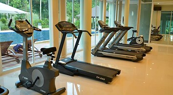 Victoria Cliff Hotel & Resort