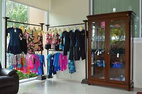 Victoria Cliff Hotel & Resort