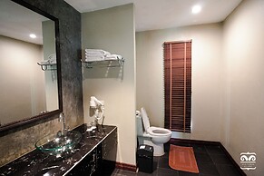 Victoria Cliff Hotel & Resort