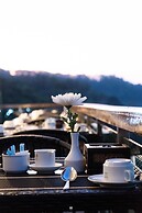 Victoria Cliff Hotel & Resort