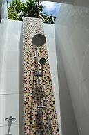 Victoria Cliff Hotel & Resort