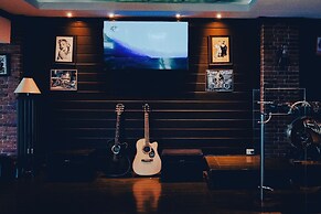 Victoria Cliff Hotel & Resort