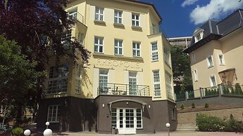 Apart Hotel Akropolis