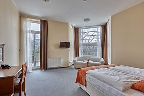 Apart Hotel Akropolis