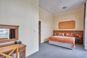 Apart Hotel Akropolis