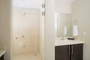 Coco Breeze Private Residence