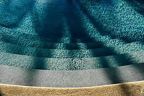 Coco Breeze Private Residence