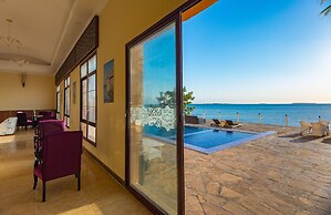 Golden Tulip Zanzibar Resort