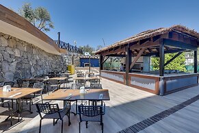 Ramada Hotel & Suites by Wyndham Kusadasi