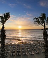 Ramada Hotel & Suites by Wyndham Kusadasi