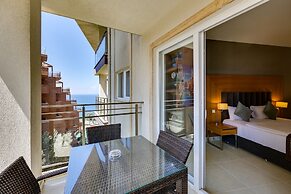 Ramada Hotel & Suites by Wyndham Kusadasi