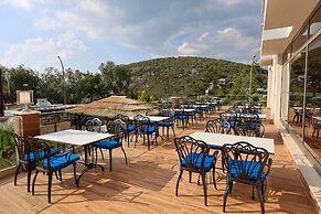 Ramada Hotel & Suites by Wyndham Kusadasi