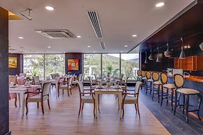 Ramada Hotel & Suites by Wyndham Kusadasi