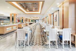 Ramada Hotel & Suites by Wyndham Kusadasi