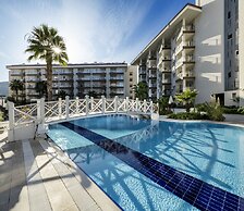 Ramada Hotel & Suites by Wyndham Kusadasi