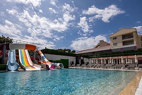 Ramada Hotel & Suites by Wyndham Kusadasi